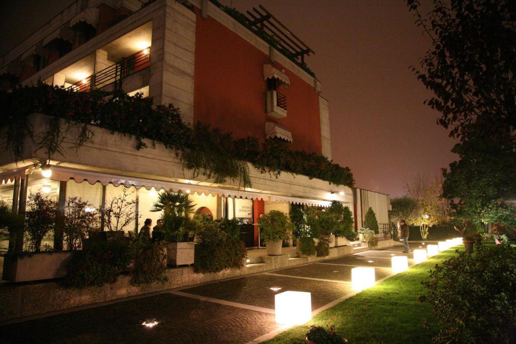 Hotel Pergola 레그나고 외부 사진