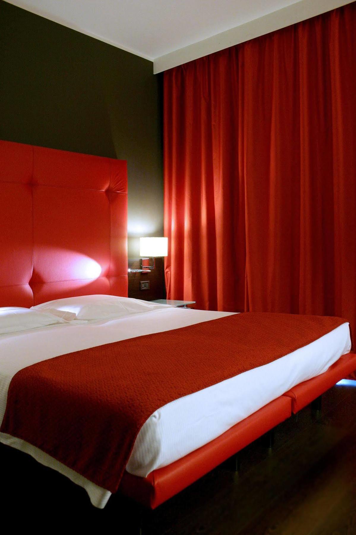 Hotel Pergola 레그나고 외부 사진